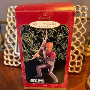 Hallmark Star Trek Deep Space Nine Worf NIB